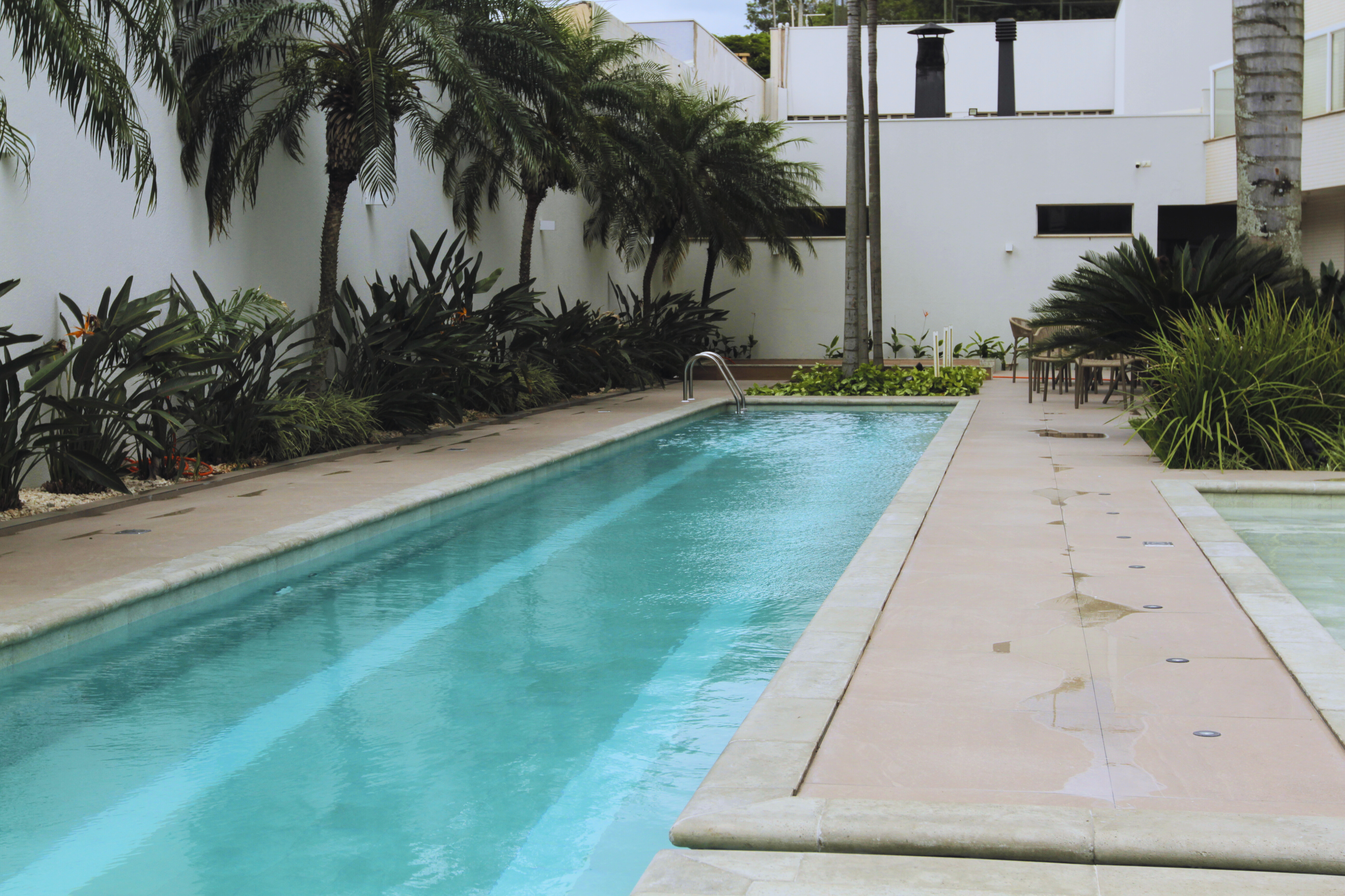 Vista geral da piscina